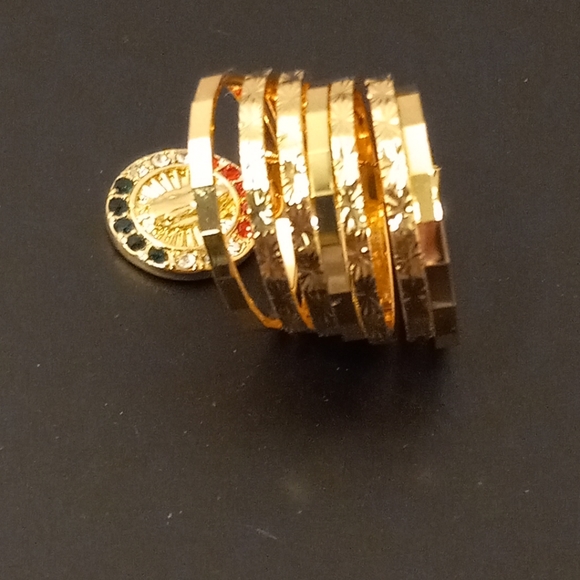 LAST ONE Virgen Guadalupe Semanario Woman Ring Gold Layered/ Oro Laminado NWOT - Picture 10 of 10